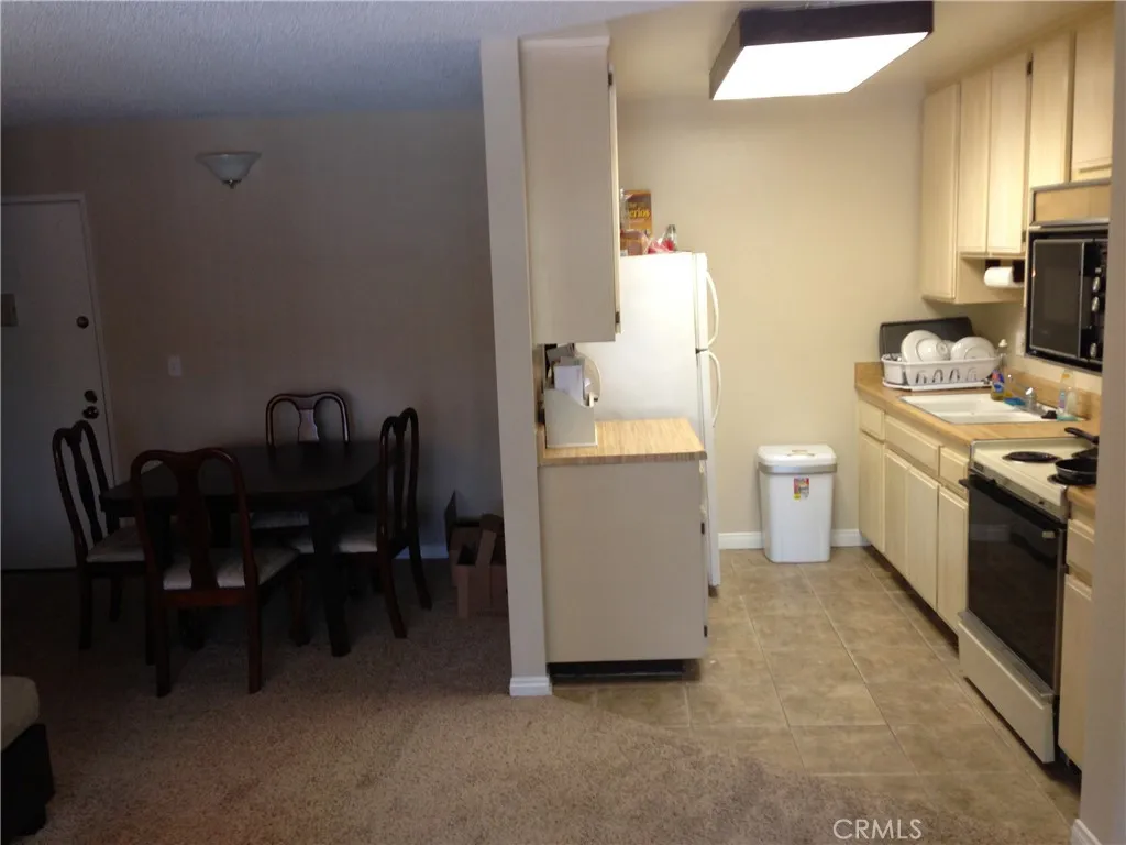 5840 Benner 201, Los Angeles, California 90042 home-pic-5